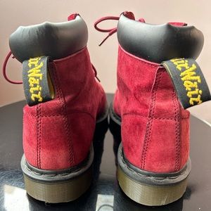 Men’s size 13 suede Dr Martens